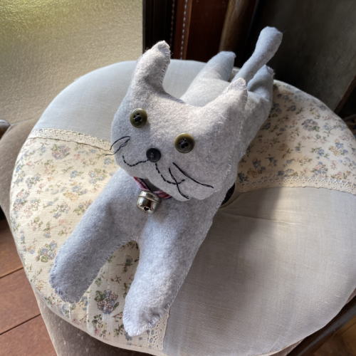 猫のぬいぐるみ